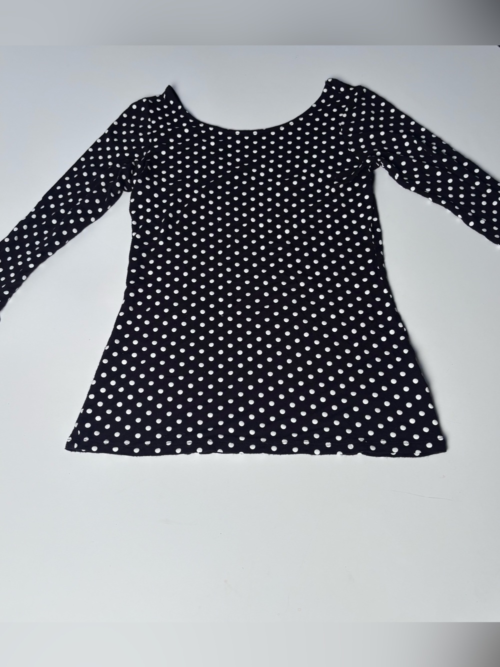 Guess Black and White Polka Dot 3/4 Sleeve Top